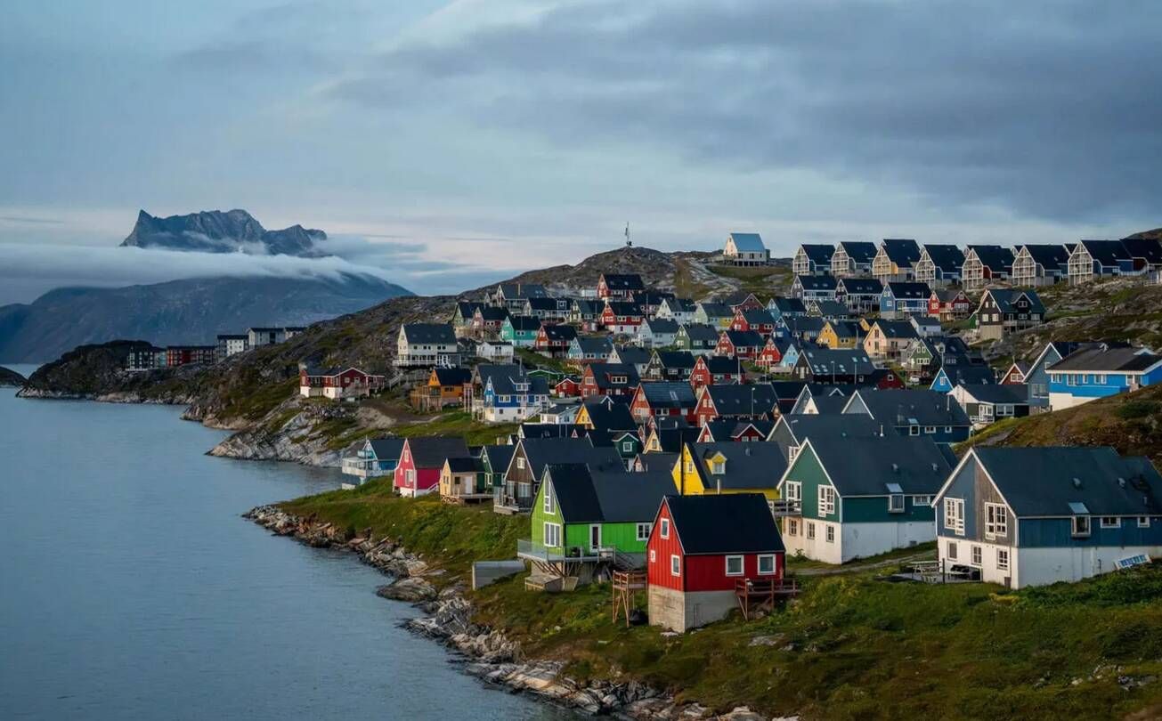 Вічна мерзлота як ключовий виклик архітектури: як проєктують будинки в Гренландії